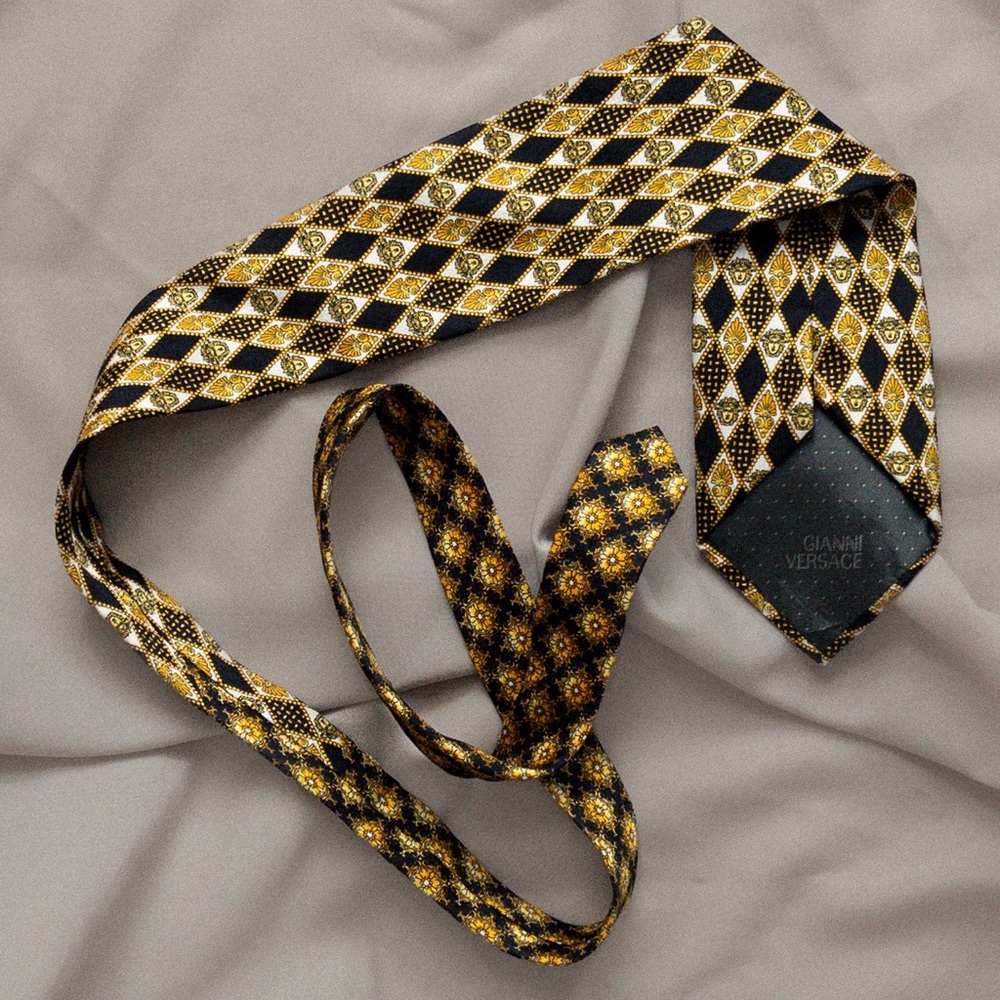 Gianni Versace • Medusa pattern Necktie • Black & Gold tones